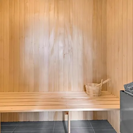Stunning In With Sauna * Malling